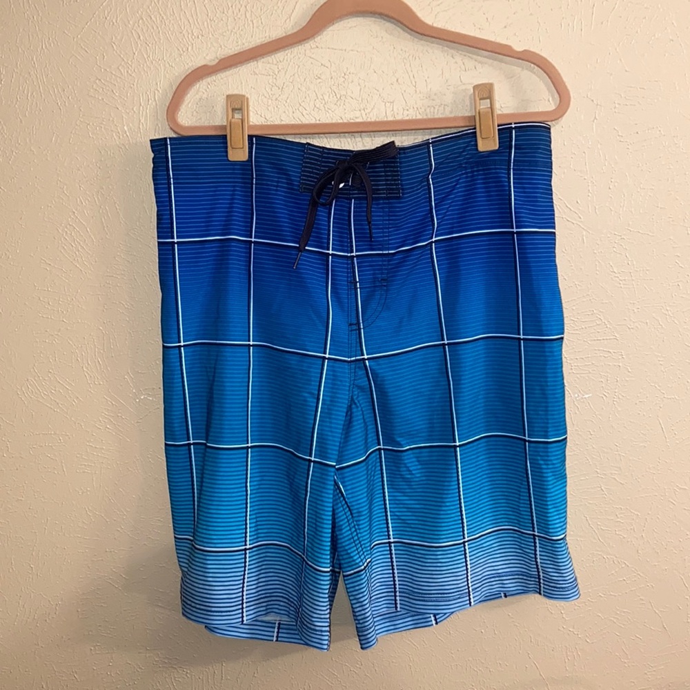 OP swim shorts L
